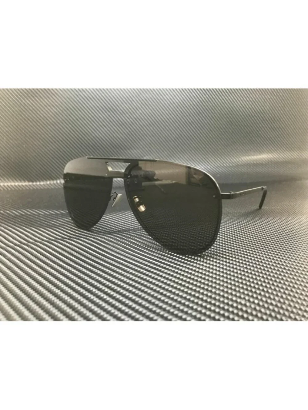 New Yves Saint Laurent Men  Black Sunglasses  99- 1- 145